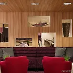 Express By Ihg Отель 3*