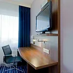 Express By Ihg Отель