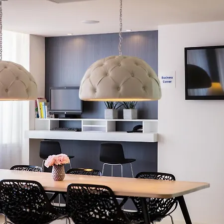 Hotel Express By Ihg Arnhem
