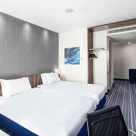 Express By Ihg 3*