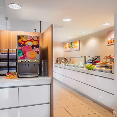 Hotel Express By Ihg