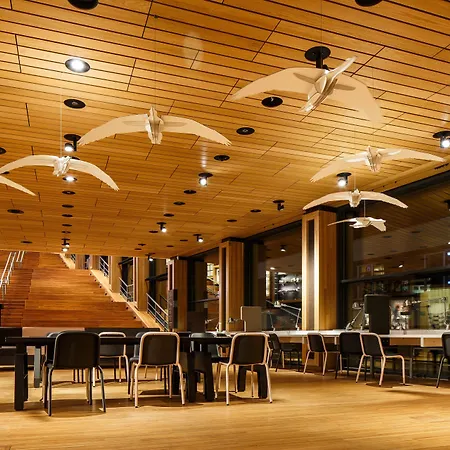 Express By Ihg Hotel