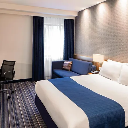 Express By Ihg 3*