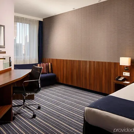 Hotel Express By Ihg