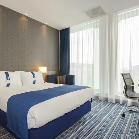 Express By Ihg 3*