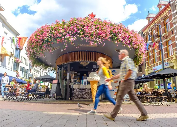 ホテル ホリデイ エクスプレス アーネム