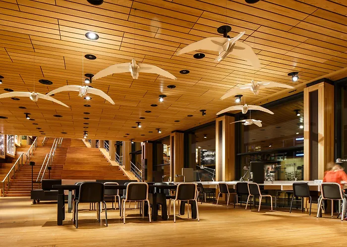 Express By Ihg Hotel