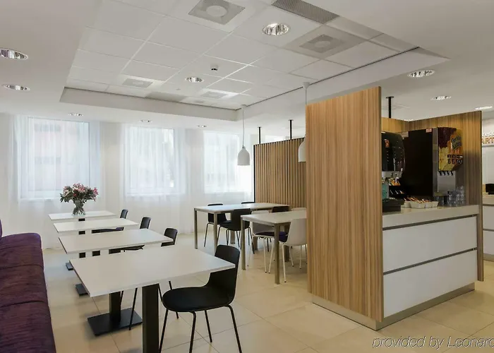 Hotel Express By Ihg