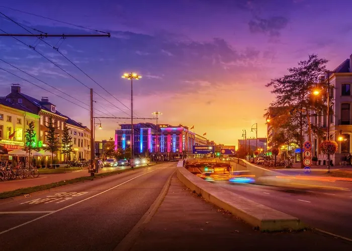 Express By Ihg Szálloda