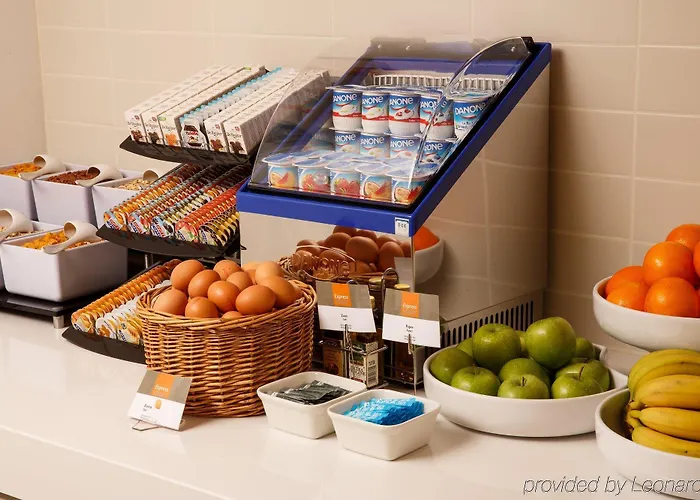 Express By Ihg Szálloda